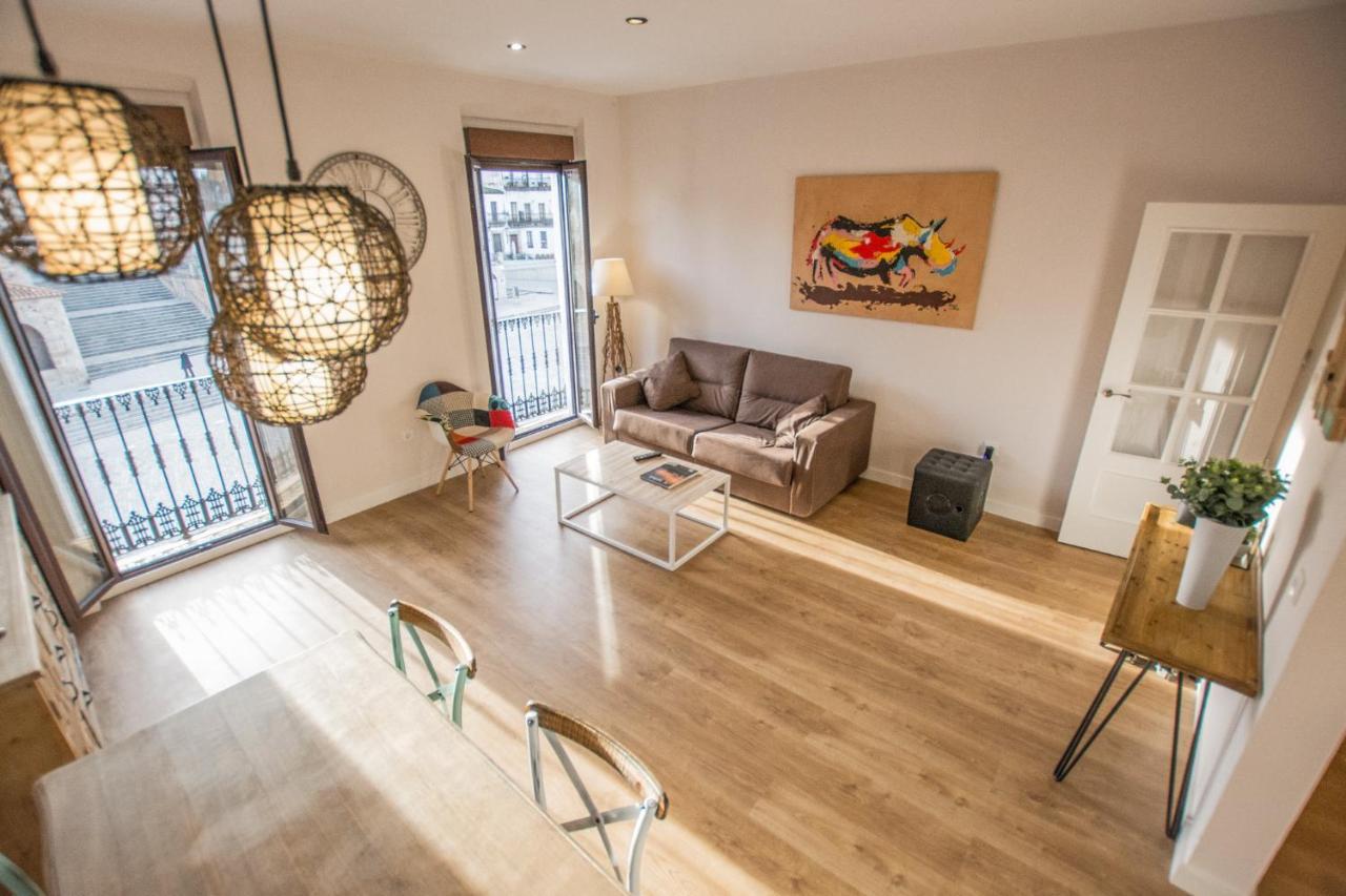 Apartamento Plaza Mayor Caceres Exterior photo