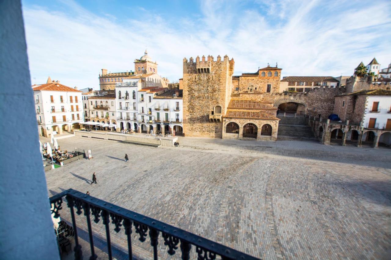 Apartamento Plaza Mayor Caceres Exterior photo